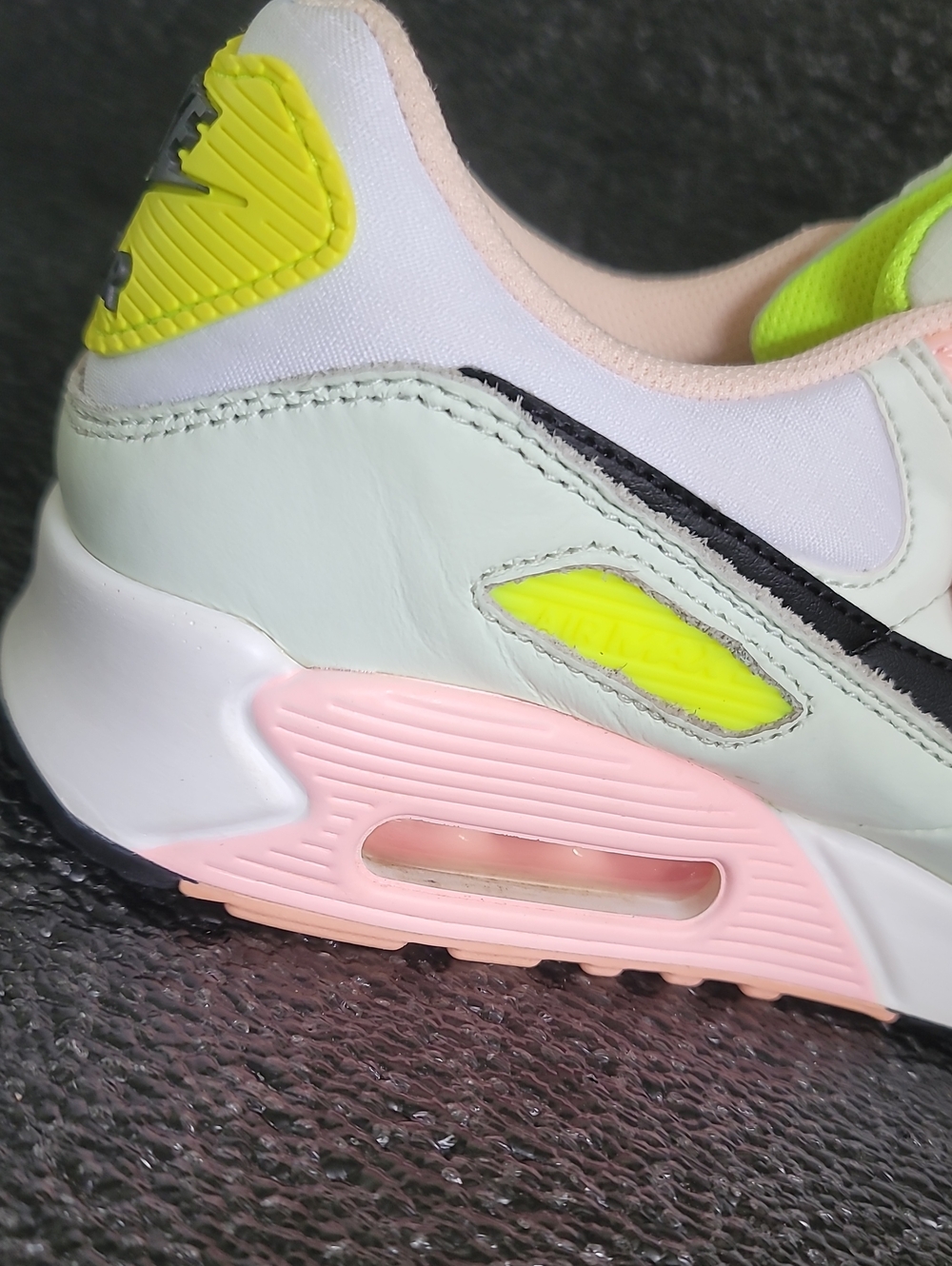 Nike Air Max 90 "Easter" Wmns 8 Great Condition Fast Shipping - Picture 11 of 12